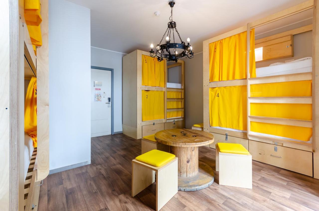 Albergue Yes *